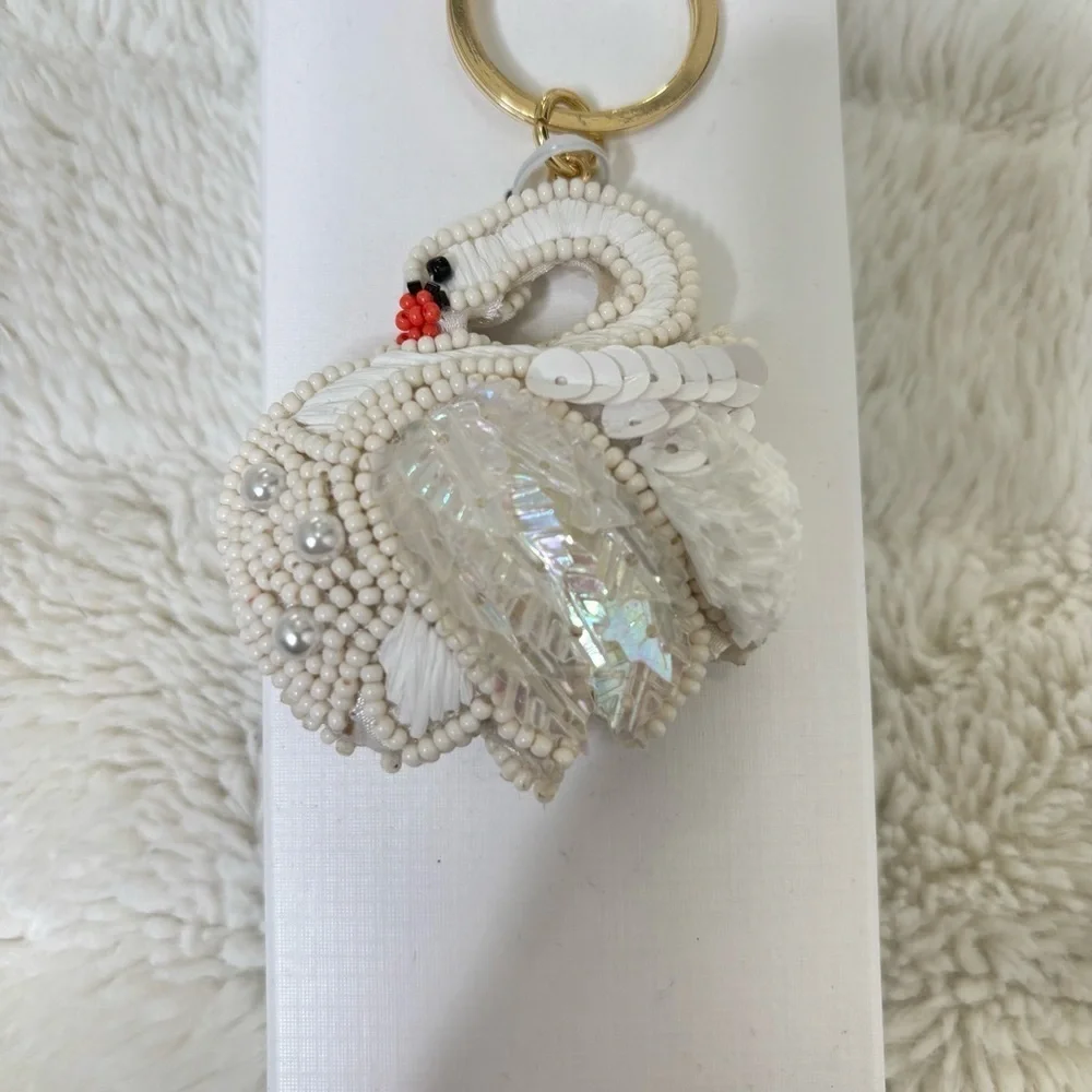 Chic White Swan Pearl Keychain Purse Charm with Gold Accents New